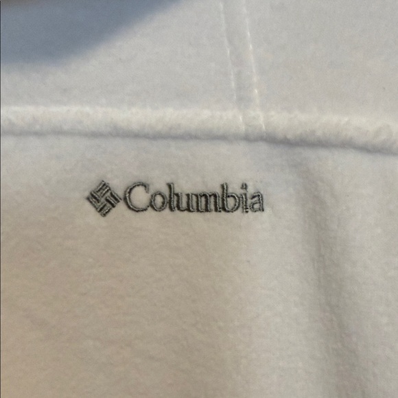 Columbia Women's Snowy White Fleece Jacket - Picture 4 of 5
